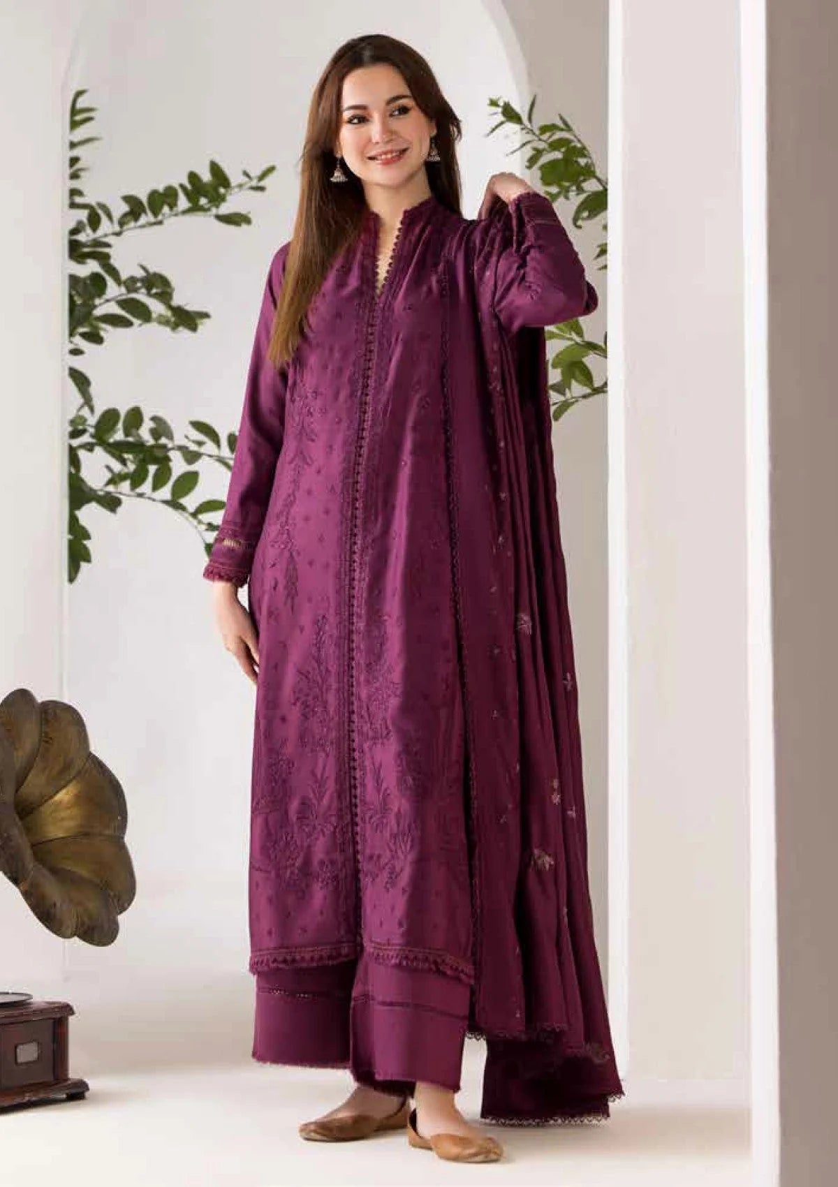 SOBIA NAZIR - 3PC DHANAK EMBROIDERED SHIRT WITH DHANAK EMBROIDERED SHAWL AND TROUSER-144